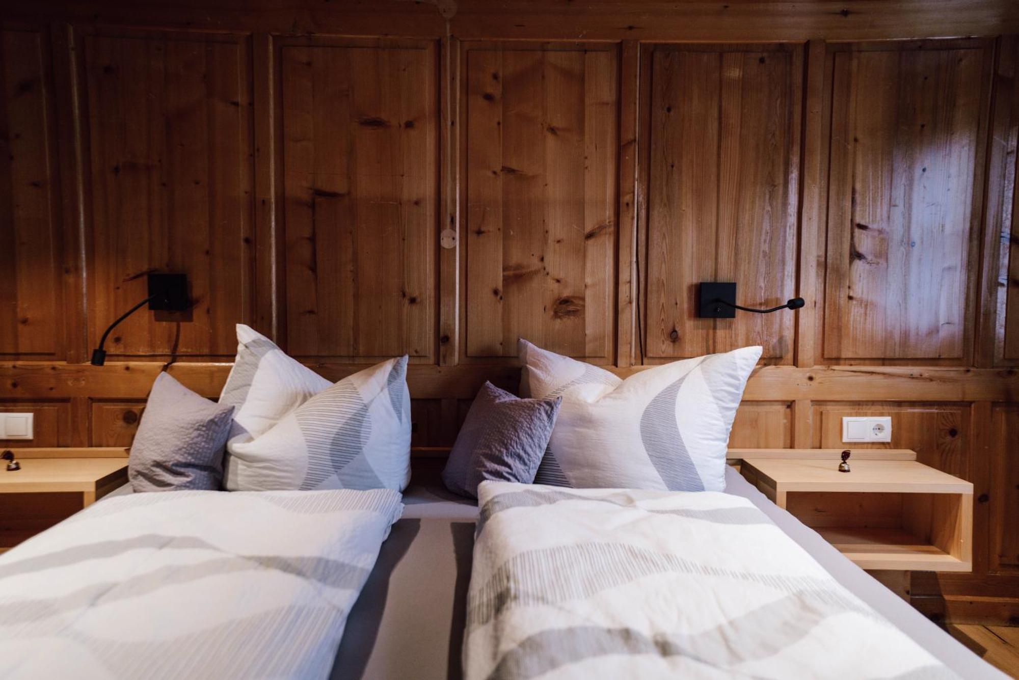 Haus Saler Bed & Breakfast Gaschurn Bagian luar foto